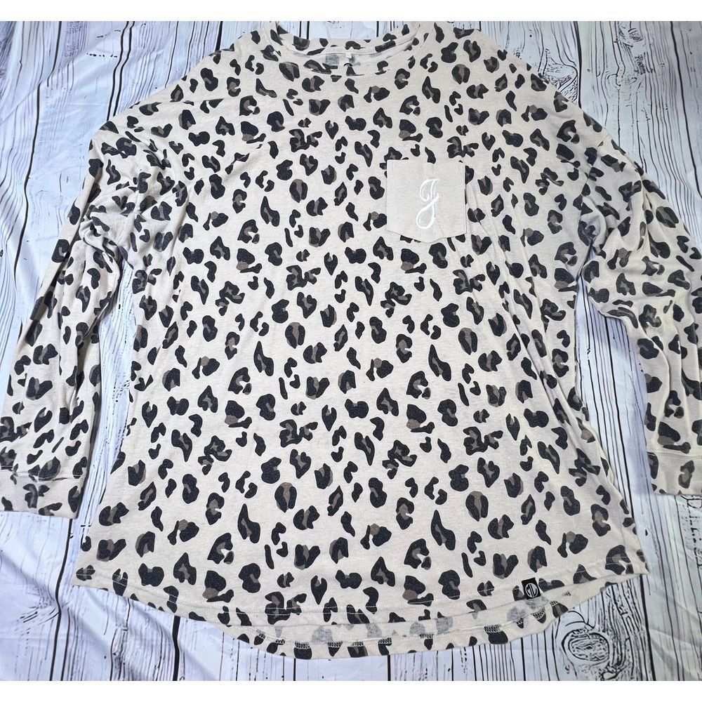 Marley Lilly Leopard Print Long Sleeve Top Casual Pocket‎ Tee L/XL monogrammed J